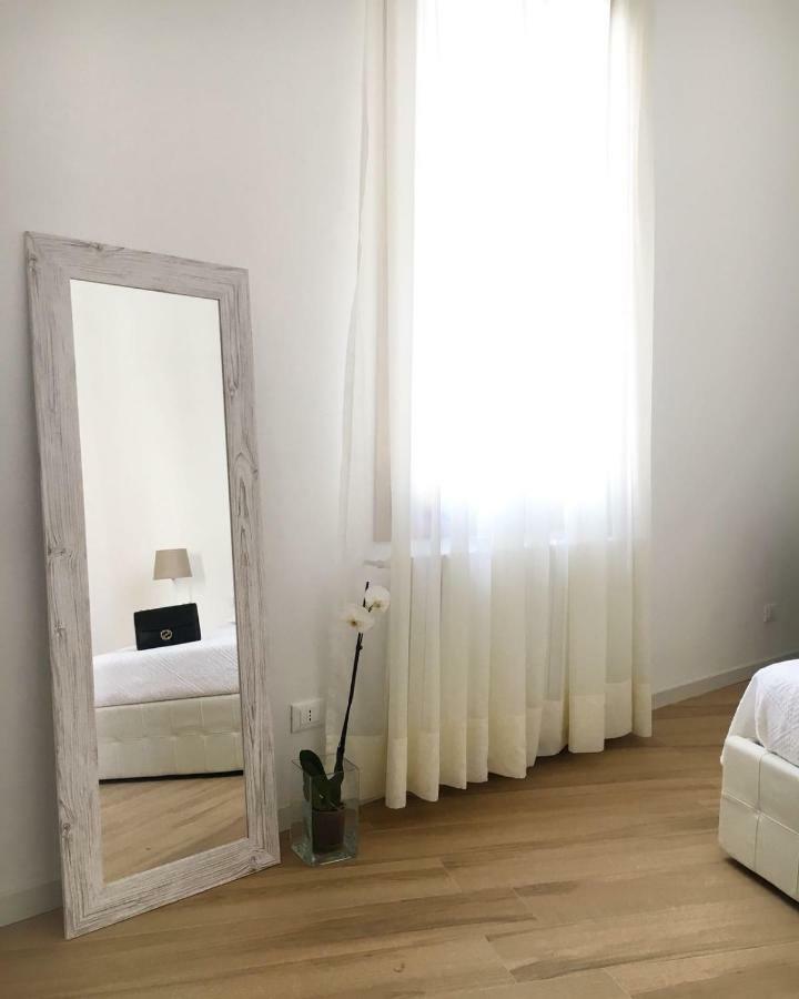 Le Tre Orchidee Florens Exteriör bild